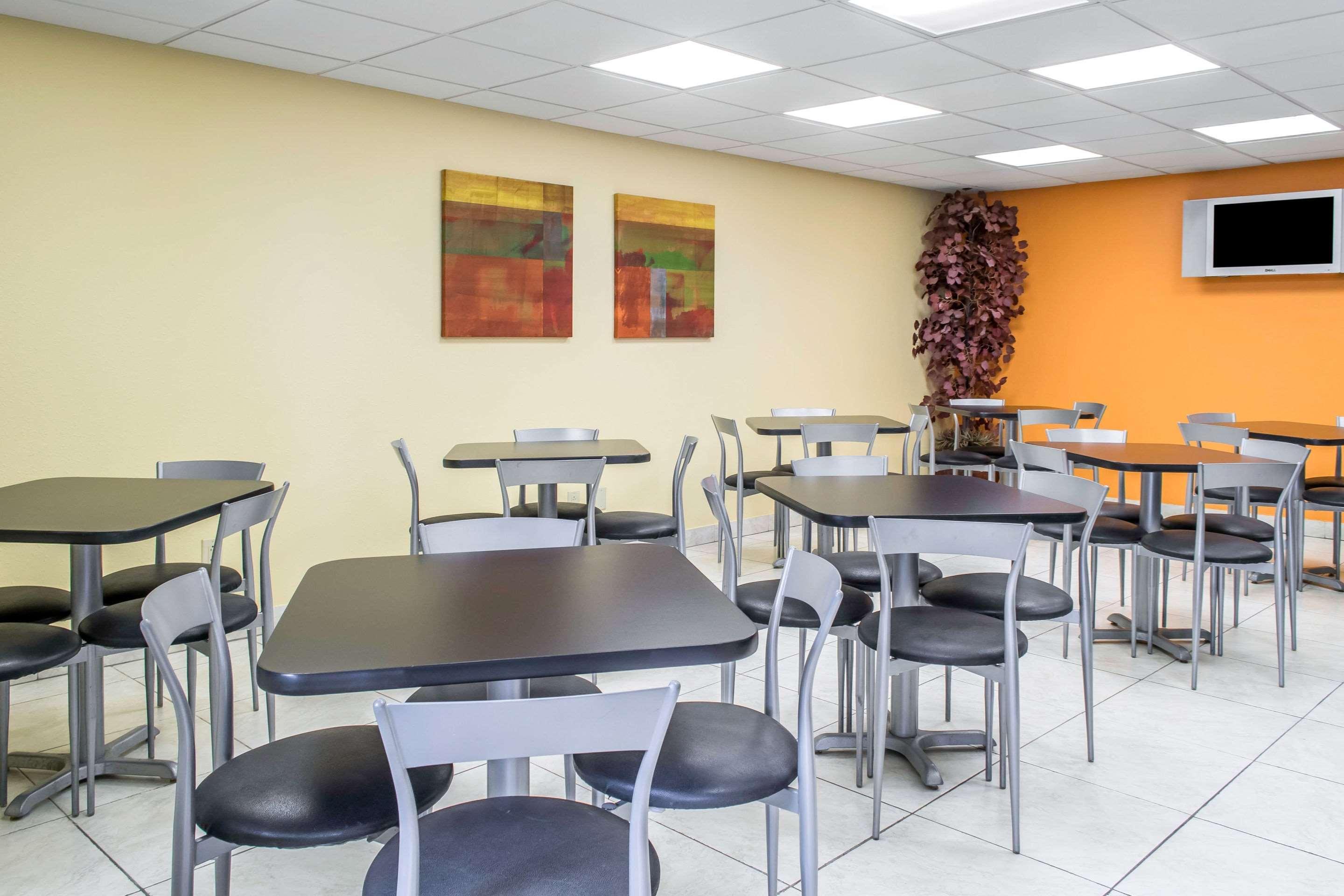 Econo Lodge Fort Knox Radcliff Екстер'єр фото