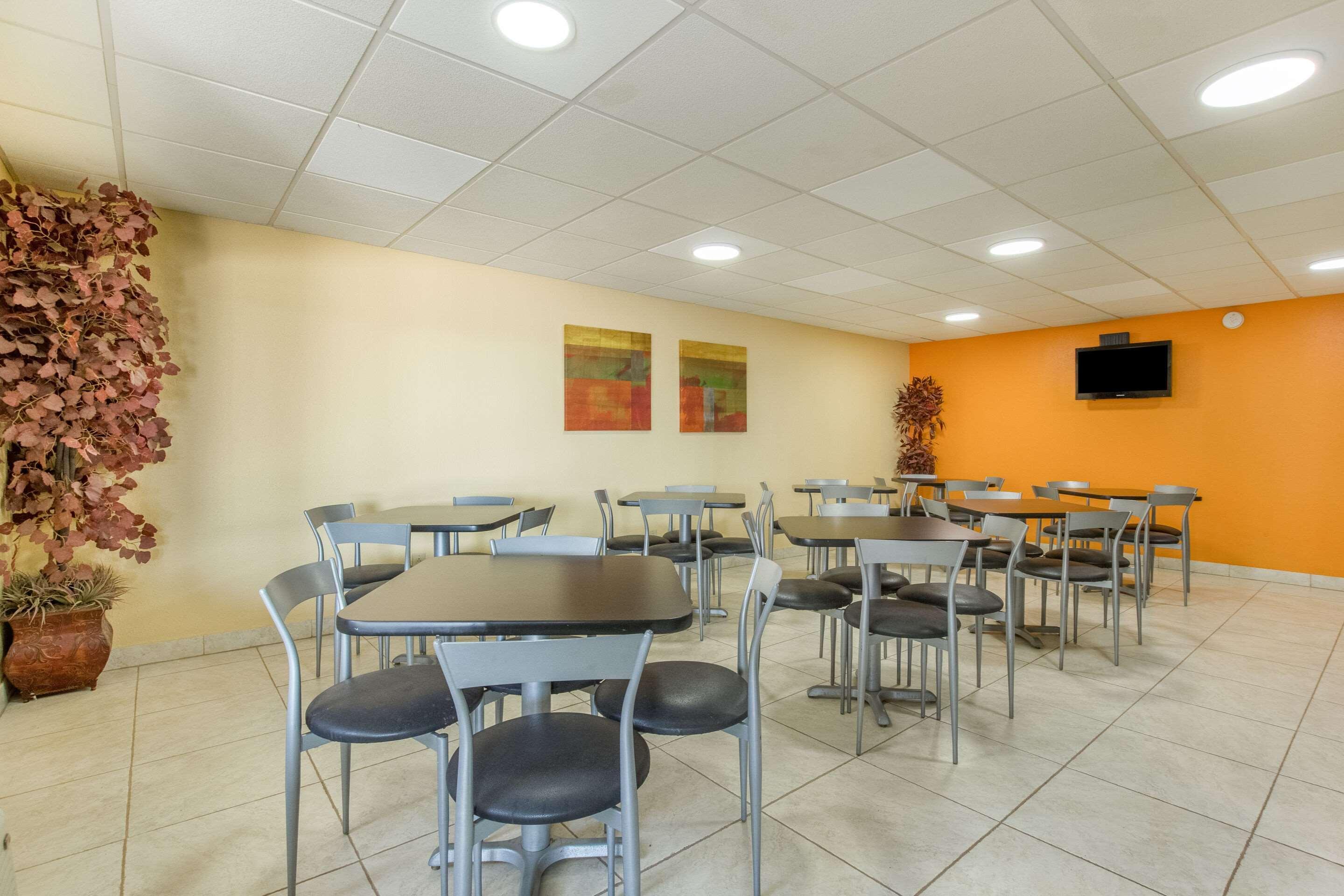 Econo Lodge Fort Knox Radcliff Екстер'єр фото