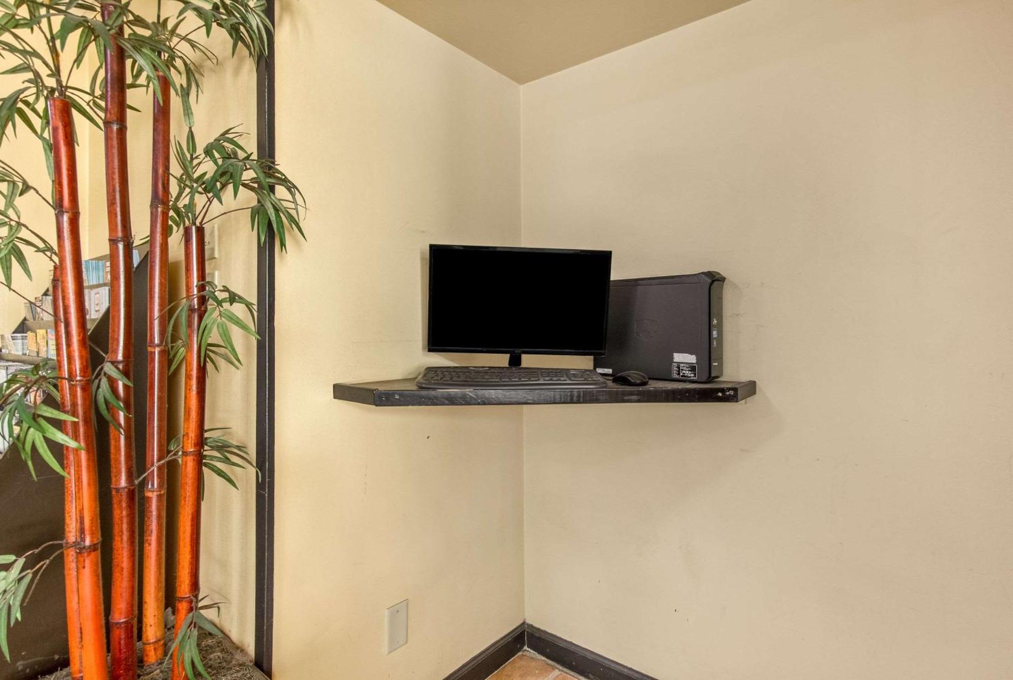 Econo Lodge Fort Knox Radcliff Екстер'єр фото